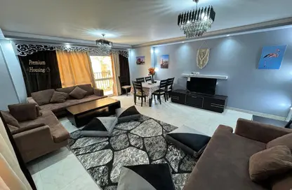 شقة - 3 غرف نوم - 2 حمامات للايجار في ميدان لبنان - المهندسين - الجيزة