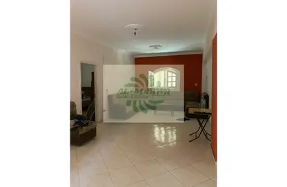 Apartment - 2 Bedrooms - 1 Bathroom for sale in Al Hay Al Thalith St. - 3rd District - 6 October City - Giza