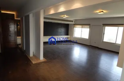 دوبلكس - 4 غرف نوم - 4 حمامات للايجار في شارع 206 - دجلة - حي المعادي - القاهرة