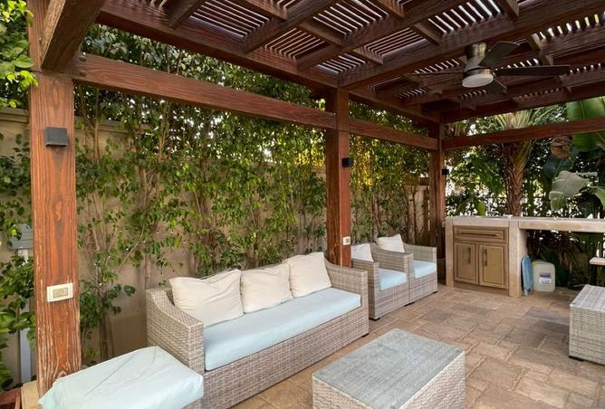 8061666 - Property Image 2