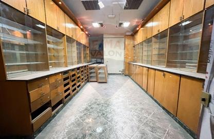 Shop - Studio - 1 Bathroom for sale in Zezenia - Hay Sharq - Alexandria