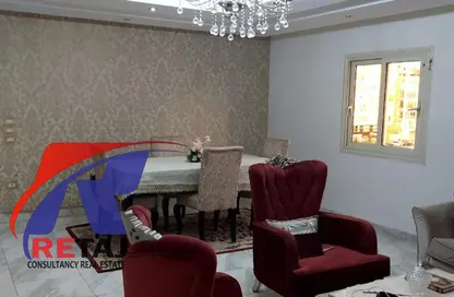 شقة - 3 غرف نوم - 1 حمام للايجار في شارع المهندس ايهاب عزت - المنطقة التاسعة - مدينة نصر - القاهرة