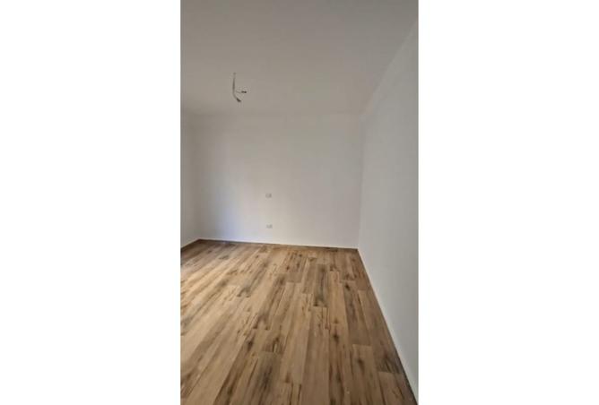 8096861 - Property Image 2