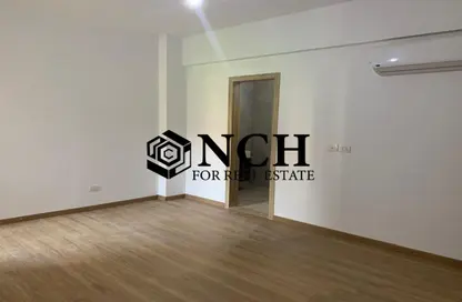 شقة - 3 غرف نوم - 2 حمامات للايجار في مون ريزيدنس - فيفث سكوير - التجمع الخامس - مدينة القاهرة الجديدة - القاهرة