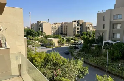 شقة - 2 غرف نوم - 2 حمامات للبيع في فيلدج جيت - المستثمرين الجنوبية - مدينة القاهرة الجديدة - القاهرة