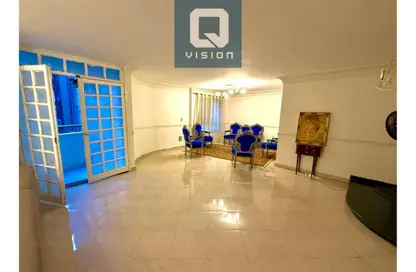 Apartment - 3 Bedrooms - 2 Bathrooms for sale in Street 199 - Degla - Hay El Maadi - Cairo