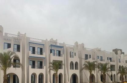 Chalet - 2 Bedrooms - 1 Bathroom for sale in Majesty Bay Galala Resort - Al Ain Al Sokhna - Suez
