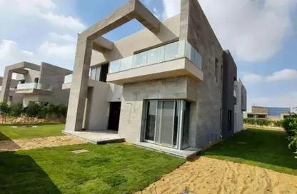 فيلا - 5 غرف نوم - 5 حمامات للبيع في هضبة - طريق الفيوم الصحراوى - مدينة 6 أكتوبر - الجيزة