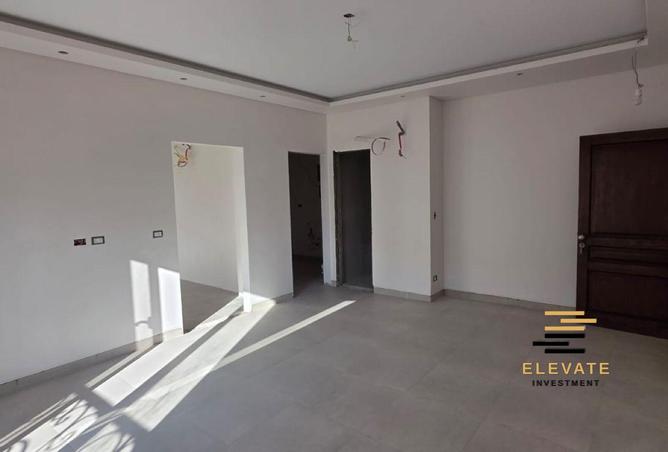 8462900 - Property Image 3