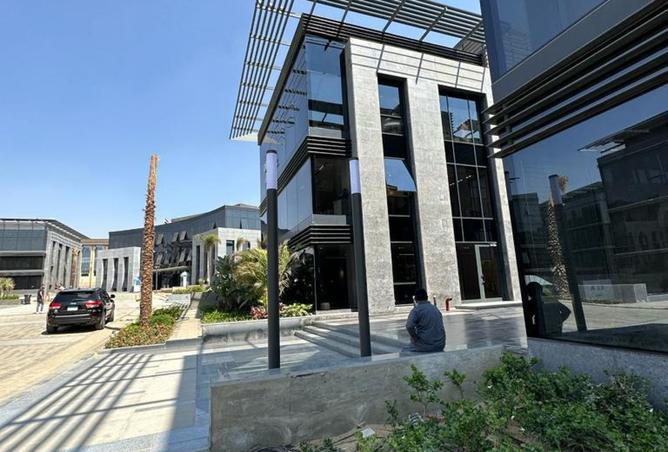 8092277 - Property Image 2