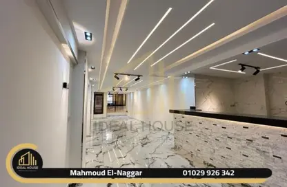 Apartment - 3 Bedrooms - 2 Bathrooms for rent in Al Ekbal St. - Laurent - Hay Sharq - Alexandria
