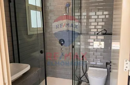 Twin House - 4 Bedrooms - 2 Bathrooms for rent in New Giza - Cairo Alexandria Desert Road - 6 October City - Giza Twin House - 4 Bedrooms - 2 Bathrooms for rent in New Giza - Cairo Alexandria Desert Road - 6 October City - Giza