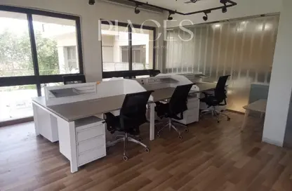 Office Space - Studio - 2 Bathrooms for rent in One Ninety Mall - South Teseen St. - The 5th Settlement - New Cairo City - Cairo