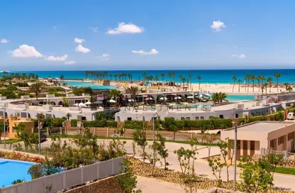 Chalet - 2 Bedrooms - 2 Bathrooms for sale in Hacienda West - Ras Al Hekma - North Coast