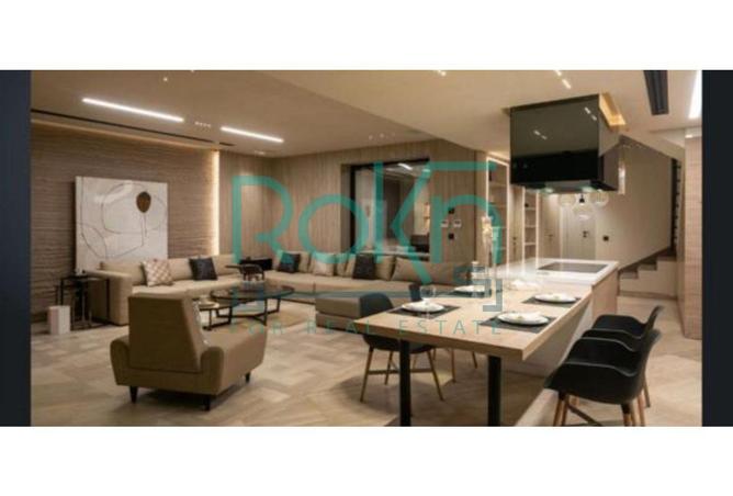 8051717 - Property Image 2