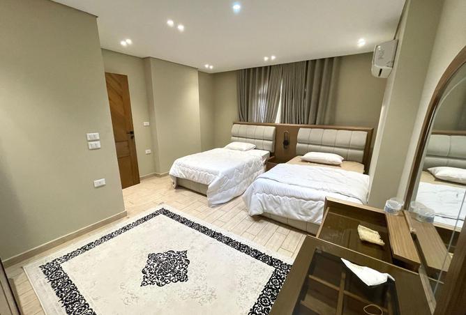 8075220 - Property Image 3