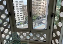 شقة - 3 غرف نوم - 2 حمامات للايجار في شارع ابو قير - جليم - حي شرق - الاسكندرية