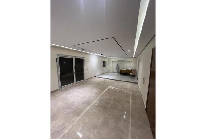 8060851 - Property Image 2