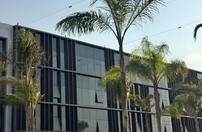 Office Space - Studio - 3 Bathrooms for sale in Lake View Residence - 5th Settlement Compounds - The 5th Settlement - New Cairo City - Cairo