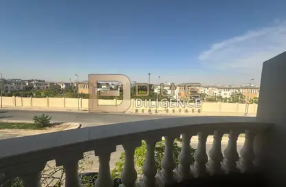 شقة - 3 غرف نوم - 2 حمامات للبيع في شارع البطل محمد عبد العاطي عطية - النرجس 5 - النرجس - مدينة القاهرة الجديدة - القاهرة