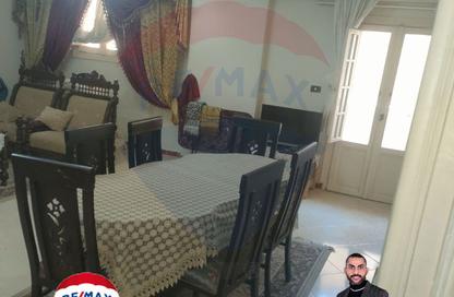 Apartment - 3 Bedrooms - 1 Bathroom for sale in Ahmed Basha Turk St. - Fleming - Hay Sharq - Alexandria