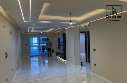Apartment - 3 Bedrooms - 2 Bathrooms for sale in Ismailia Desert Road - El Nozha El Gadida - El Nozha - Cairo