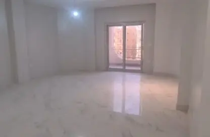 Apartment - 3 Bedrooms - 2 Bathrooms for rent in North Lotus - El Lotus - New Cairo City - Cairo