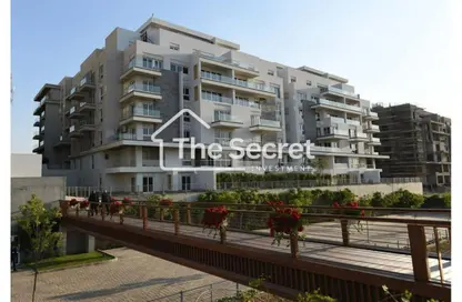 Apartment - 2 Bedrooms - 2 Bathrooms for sale in Mountain View iCity - 5th Settlement Compounds - The 5th Settlement - New Cairo City - Cairo
