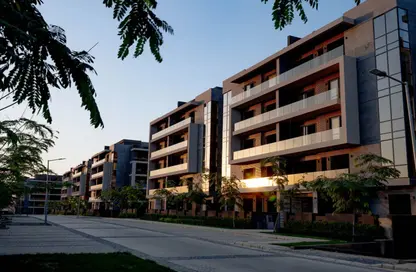 Apartment - 2 Bedrooms - 2 Bathrooms for sale in El Patio Oro - 5th Settlement Compounds - The 5th Settlement - New Cairo City - Cairo