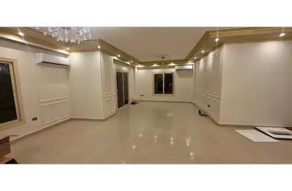 شقة - 3 غرف نوم - 2 حمامات للايجار في عمارات البنفسج - البنفسج - مدينة القاهرة الجديدة - القاهرة