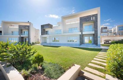 Chalet - 2 Bedrooms - 2 Bathrooms for sale in Sea View - Ras Al Hekma - North Coast