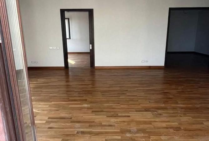 8374429 - Property Image 2