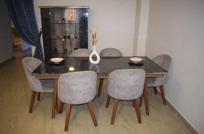 Apartment - 3 Bedrooms - 3 Bathrooms for rent in El Manial - Hay El Manial - Cairo