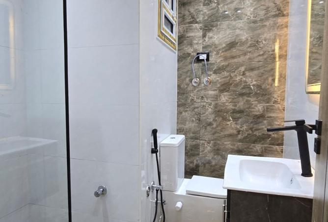 8255891 - Property Image 3