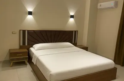 شقة - 3 غرف نوم - 3 حمامات للايجار في عمارات البنفسج - البنفسج - مدينة القاهرة الجديدة - القاهرة