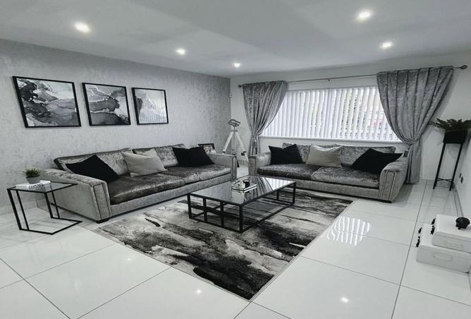 8132807 - Property Main Image