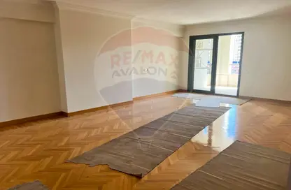 Apartment - 3 Bedrooms - 3 Bathrooms for sale in 14th of May Bridge - Smouha - Hay Sharq - Alexandria