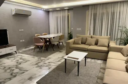 Penthouse - 3 Bedrooms - 3 Bathrooms for rent in Stone Residence - 5th Settlement Compounds - The 5th Settlement - New Cairo City - Cairo
