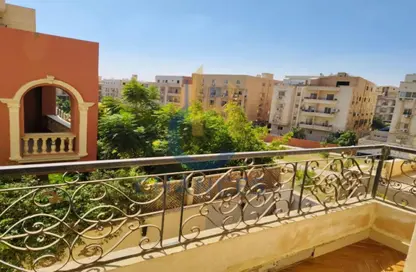 Apartment - 3 Bedrooms - 2 Bathrooms for sale in West Arabella - 5th Settlement Compounds - The 5th Settlement - New Cairo City - Cairo