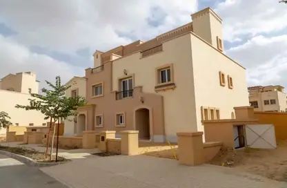 Townhouse - 3 Bedrooms - 4 Bathrooms for sale in Mivida - 5th Settlement Compounds - The 5th Settlement - New Cairo City - Cairo