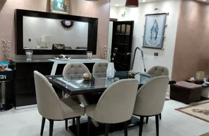 شقة - 4 غرف نوم - 3 حمامات للبيع في شارع مكرم عبيد - المنطقة السادسة - مدينة نصر - القاهرة