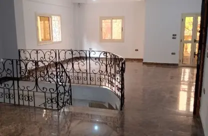 Duplex - 3 Bedrooms - 2 Bathrooms for rent in Mohamed Fawzi St. - Al Narges 7 - Al Narges - New Cairo City - Cairo