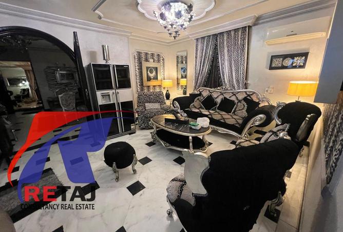 8228003 - Property Image 2