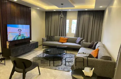 Apartment - 2 Bedrooms - 2 Bathrooms for sale in Mountain View Hyde Park - 5th Settlement Compounds - The 5th Settlement - New Cairo City - Cairo