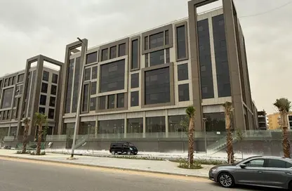 بناية كاملة - استوديو - 8 حمامات للبيع في 5 اي لواترواي - الطريق الدائري - التجمع الخامس - مدينة القاهرة الجديدة - القاهرة