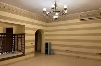 فيلا - 5 غرف نوم - 4 حمامات للبيع في تارا - كمبوندات الشيخ زايد - الشيخ زايد - الجيزة