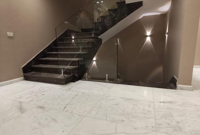 8458018 - Property Image 2