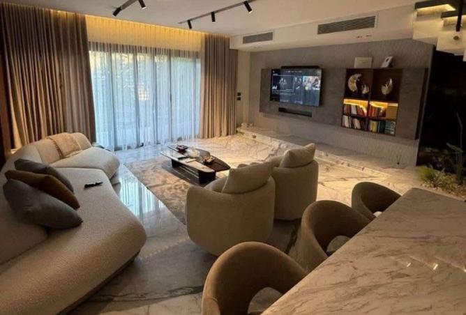 8204623 - Property Image 2