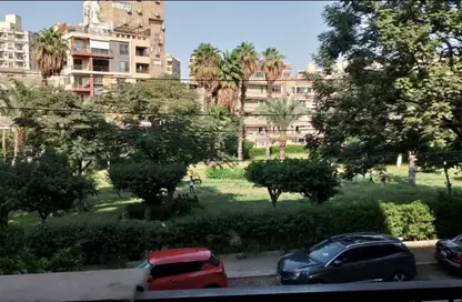 شقة - 3 غرف نوم - 2 حمامات للبيع في شارع نبيل الوقاد - ارض الجولف - مصر الجديدة - القاهرة