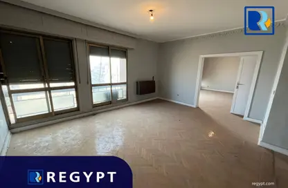 Apartment - 3 Bedrooms - 3 Bathrooms for rent in Al Gabalaya St. - Zamalek - Cairo